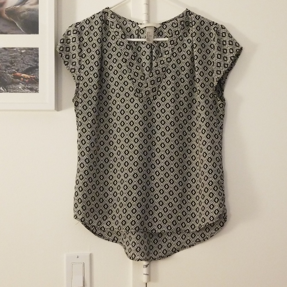 Monochrome patterned h&m blouse